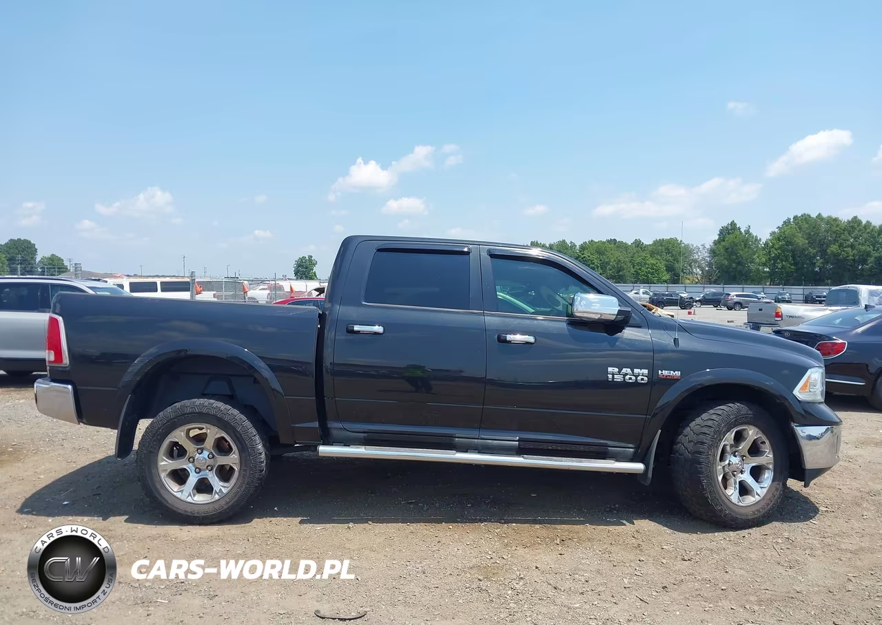2015 Ram 1500 Laramie VIN:1C6RR7NTXFS707846 - 13
