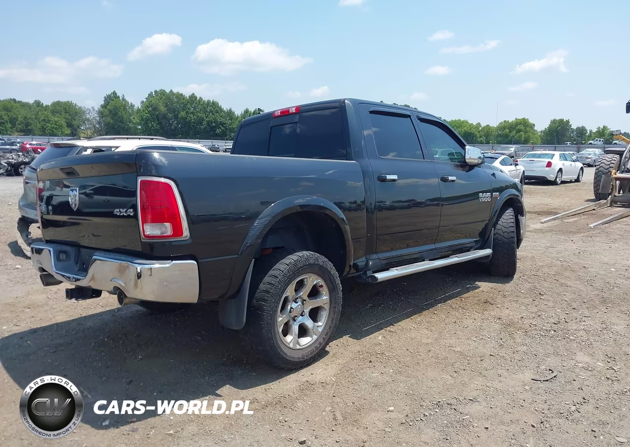 2015 Ram 1500 Laramie VIN:1C6RR7NTXFS707846 - 4