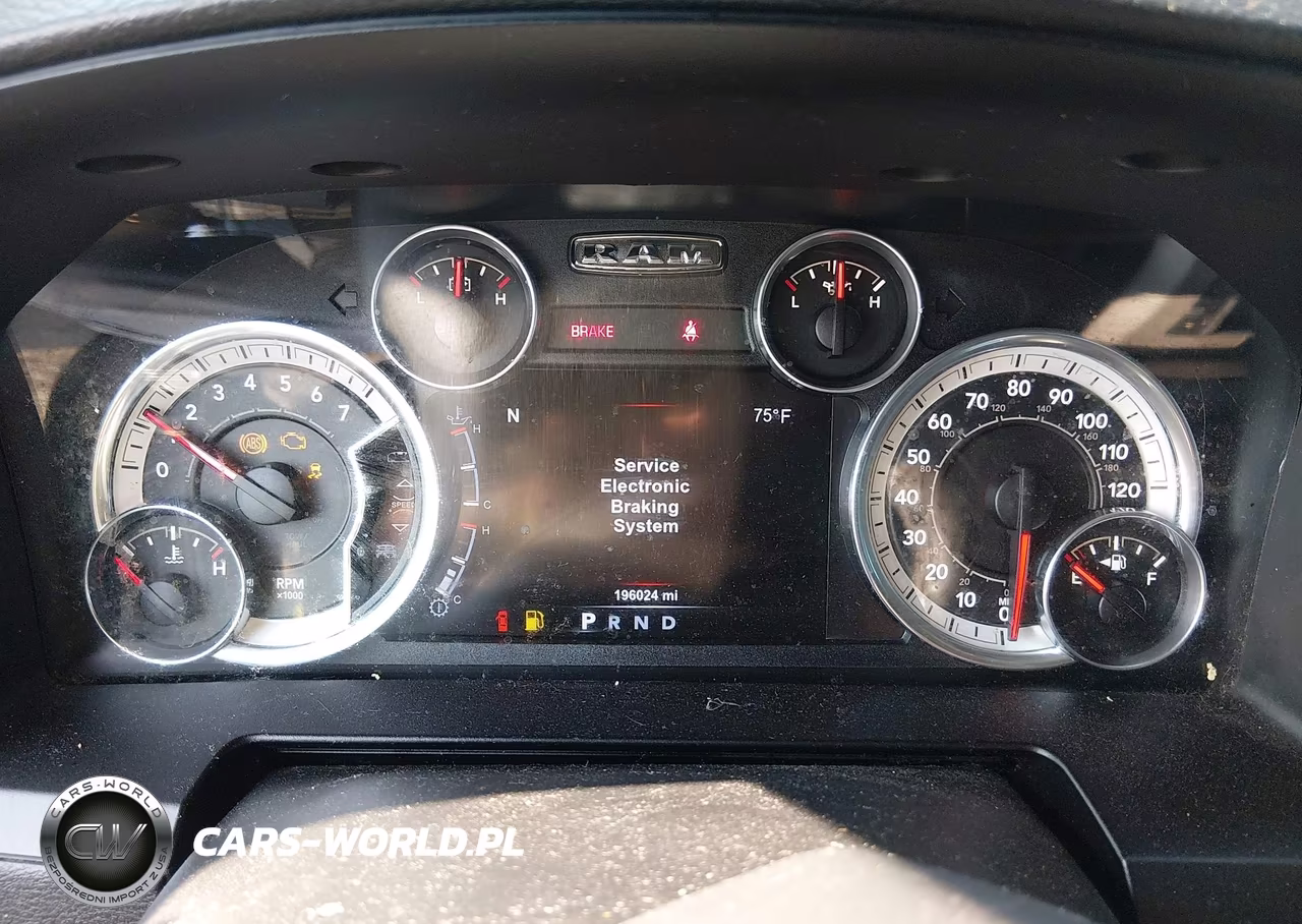 2015 Ram 1500 Laramie VIN:1C6RR7NTXFS707846 - 7