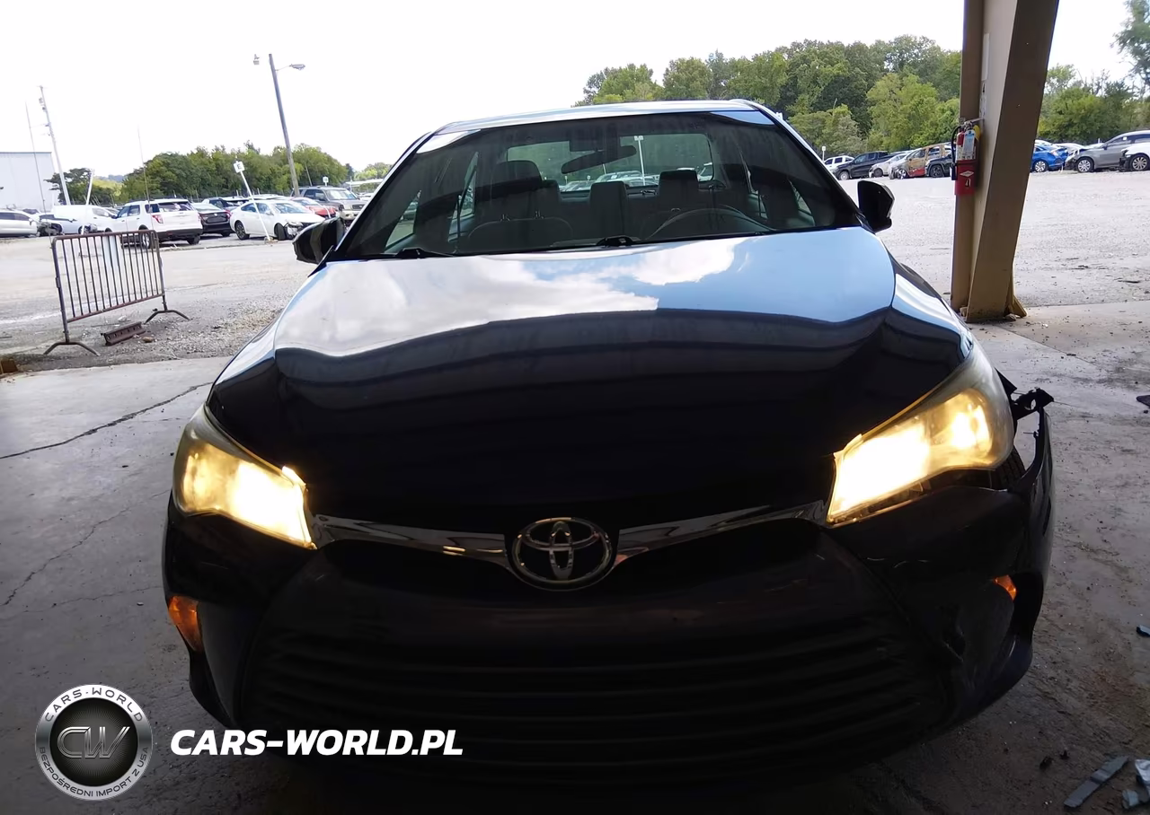 2016 Toyota Camry Le VIN:4T4BF1FKXGR552289 - 12