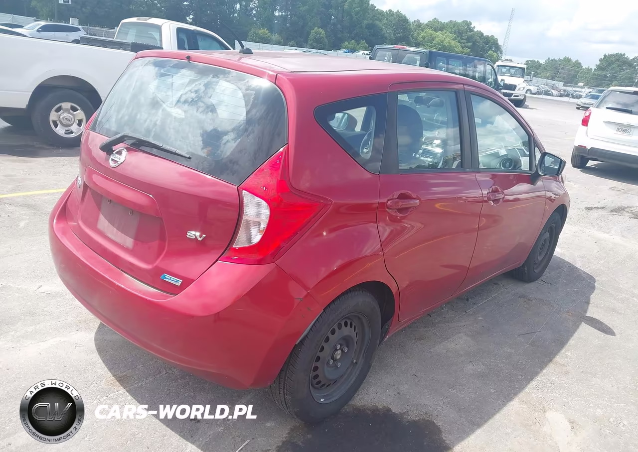 2015 Nissan Versa Note S (Sr)-S Plus-Sl-Sr-Sv VIN:3N1CE2CP8FL411132 - 4