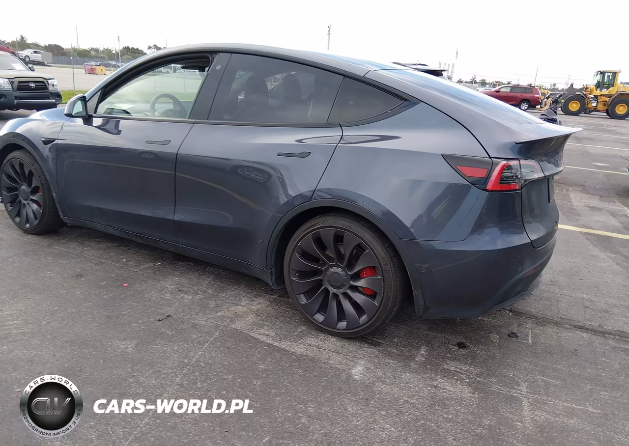 2020 Tesla Model Y Long Range Dual Motor All-Wheel Drive-Performance Dual Motor All-Wheel Drive VIN:5YJYGDEF0LF043293 - 3