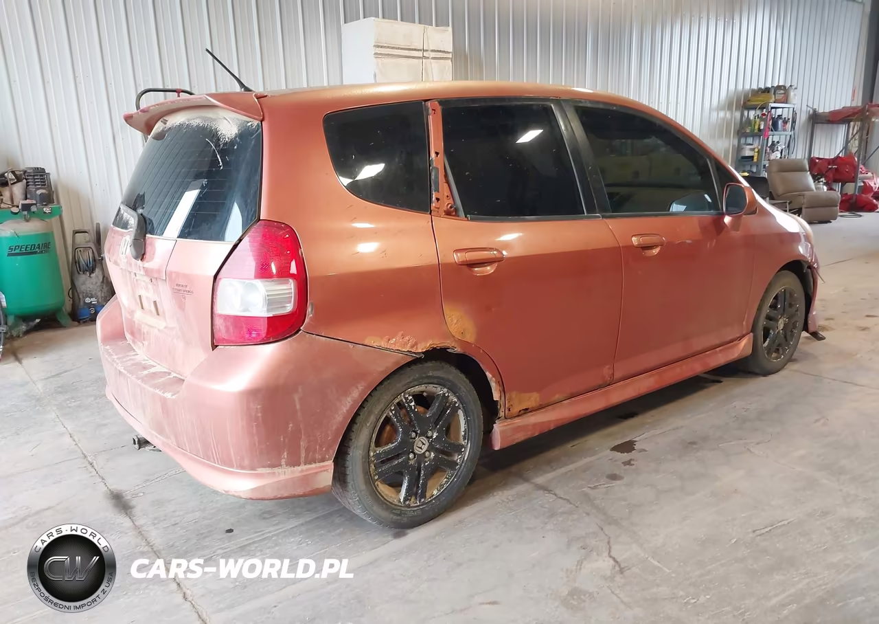 2007 Honda Fit Sport VIN:JHMGD37627S062074 - 4