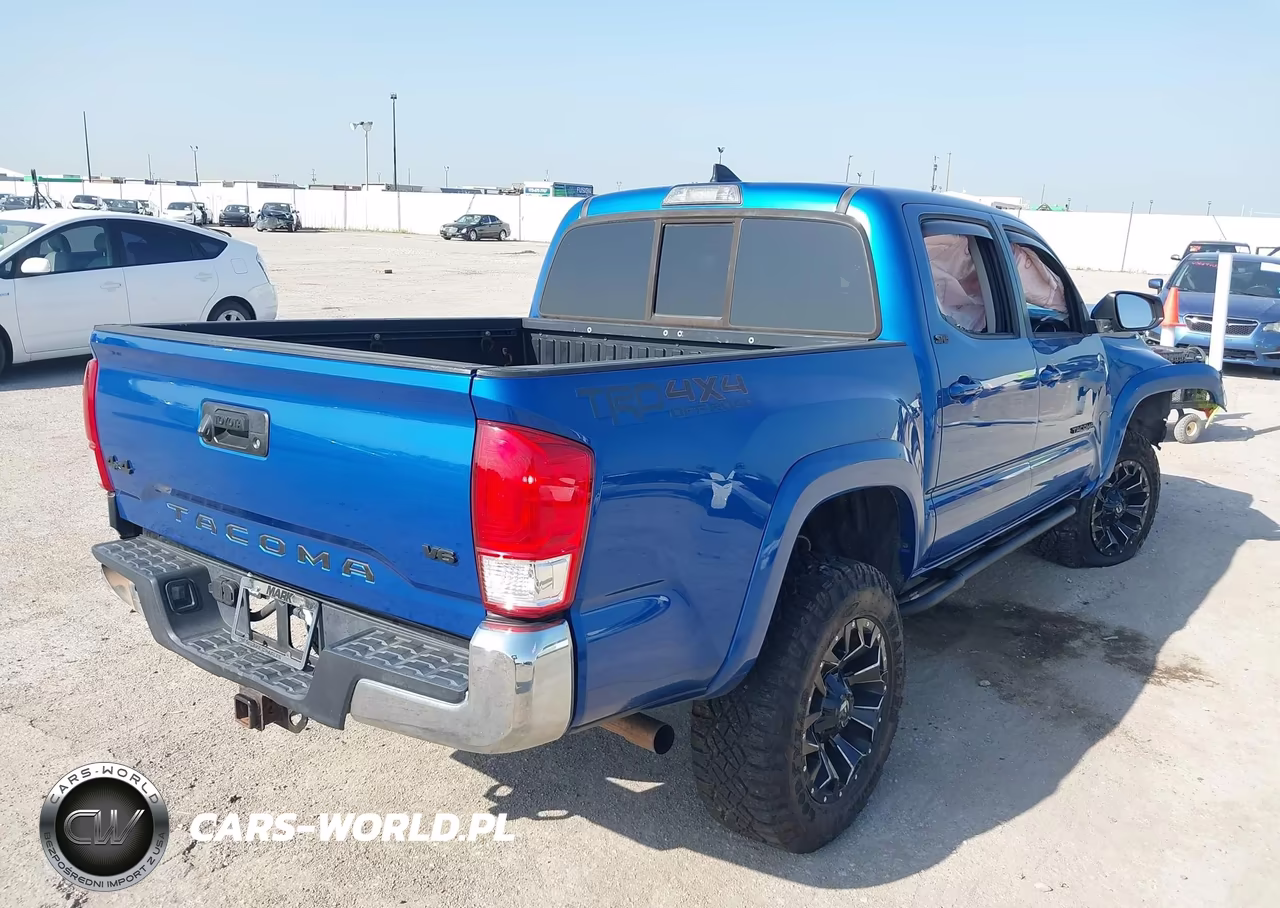 2017 Toyota Tacoma Sr5 V6 VIN:3TMCZ5AN1HM094294 - 4