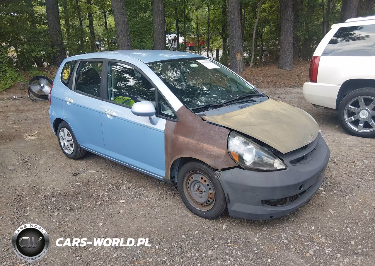 2008 Honda Fit VIN:JHMGD38438S002352 - 1