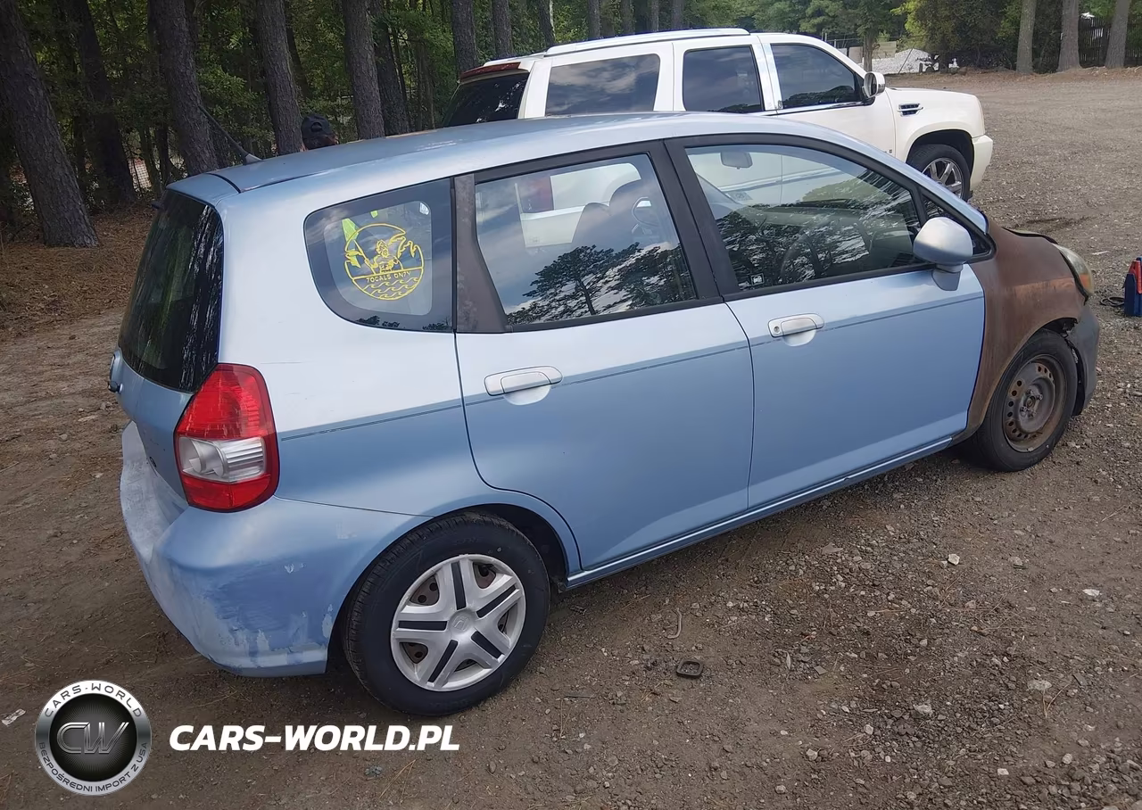 2008 Honda Fit VIN:JHMGD38438S002352 - 4