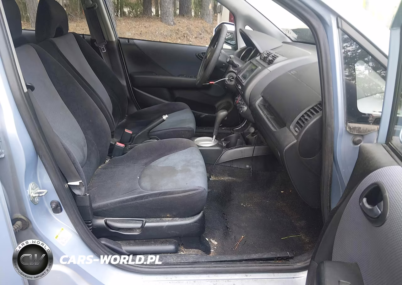 2008 Honda Fit VIN:JHMGD38438S002352 - 5