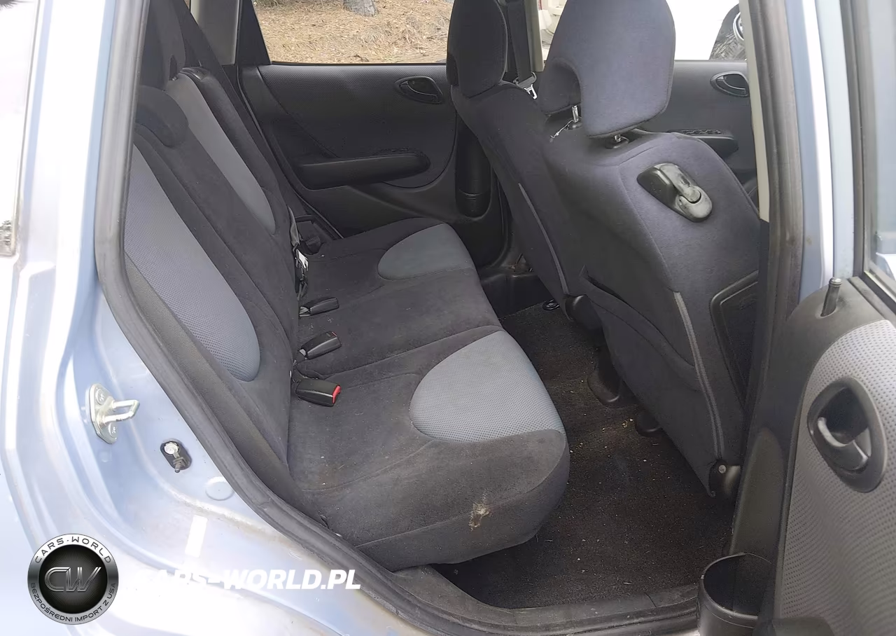 2008 Honda Fit VIN:JHMGD38438S002352 - 8