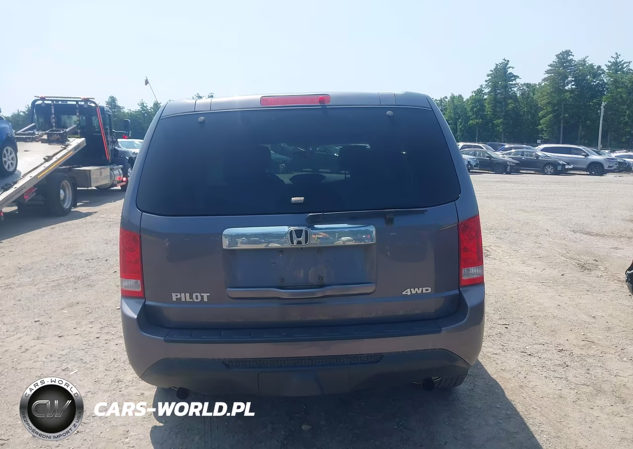 2015 Honda Pilot Lx VIN:5FNYF4H25FB067735 - 16