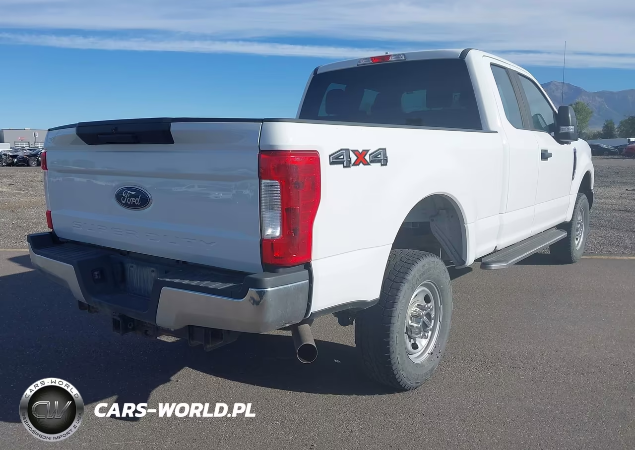 2018 Ford F-250 Xl VIN:1FT7X2B64JEC83921 - 4