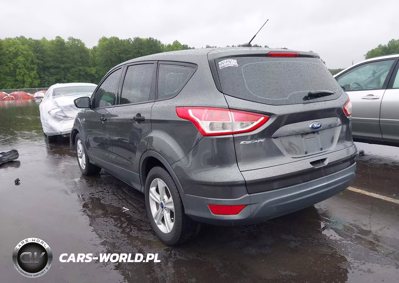 2016 Ford Escape S VIN:1FMCU0F79GUC05384 - 3