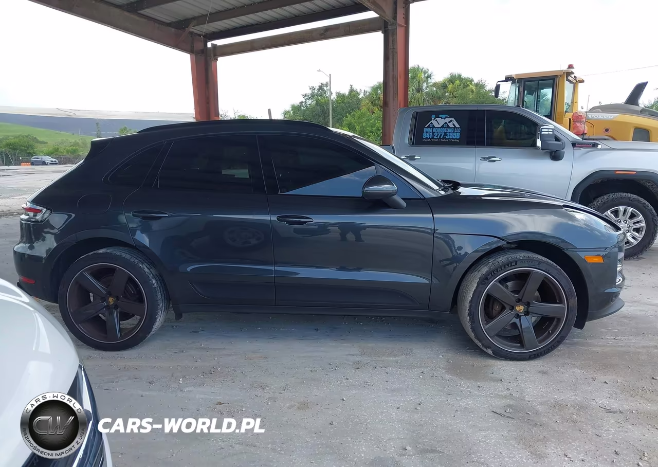 2019 Porsche Macan VIN:WP1AA2A59KLB07121 - 13