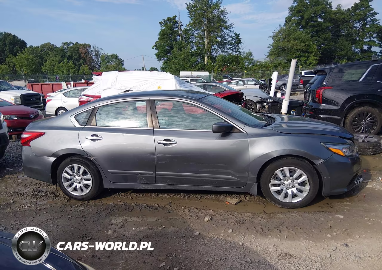 2016 Nissan Altima 2.5 S VIN:1N4AL3AP3GN343008 - 13