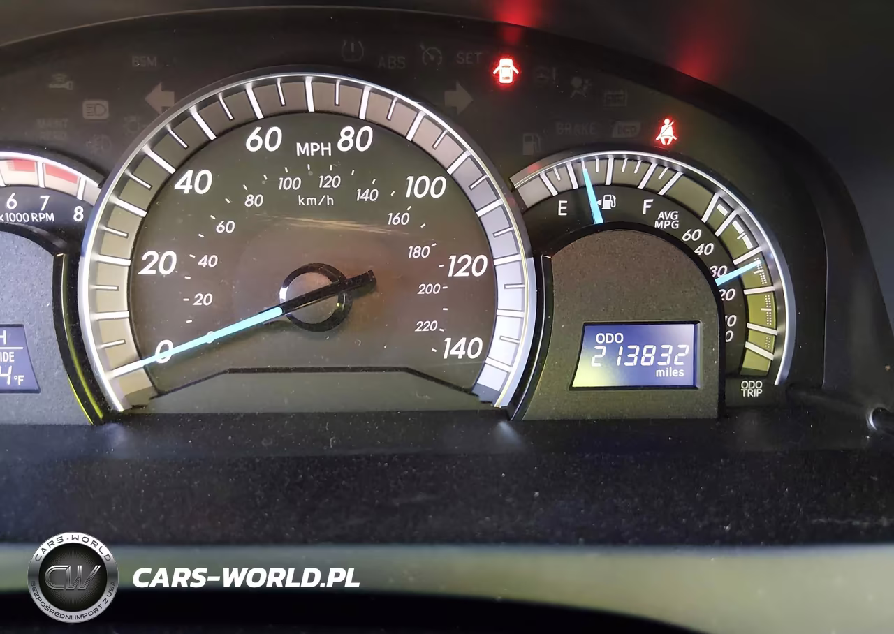 2014 Toyota Camry Se VIN:4T1BF1FK0EU848378 - 16