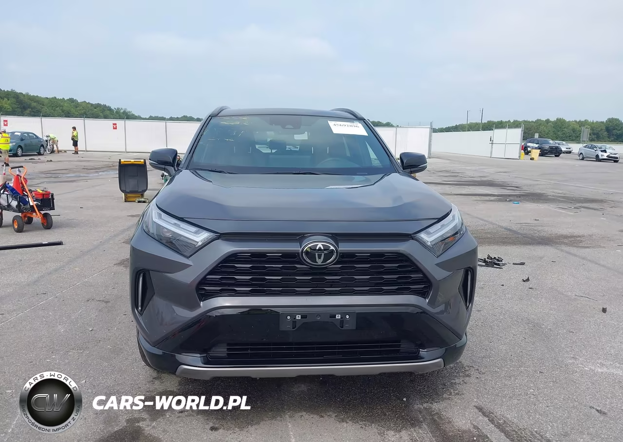 2025 Toyota Rav4 Hybrid Xse VIN:2T3E6RFV0SW084329 - 13