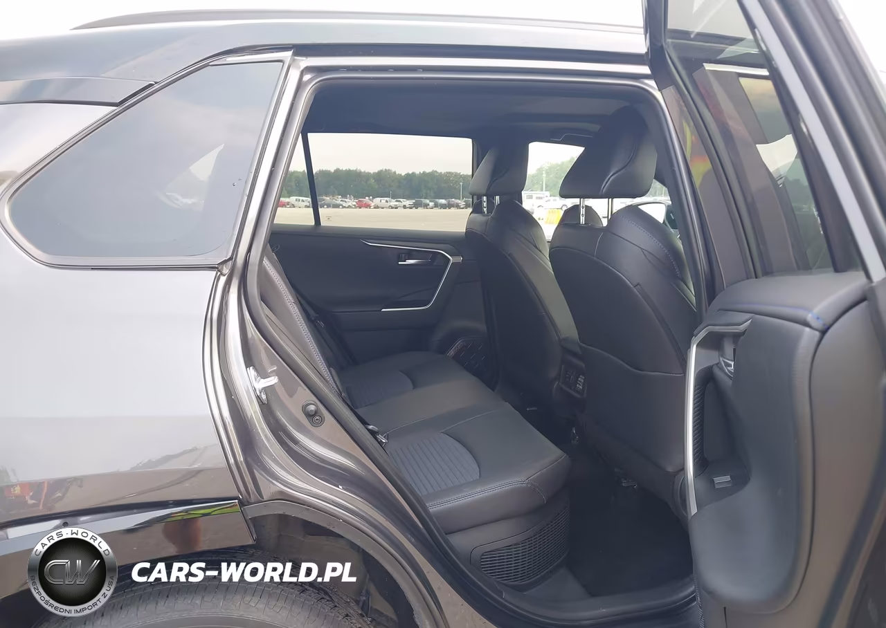 2025 Toyota Rav4 Hybrid Xse VIN:2T3E6RFV0SW084329 - 8
