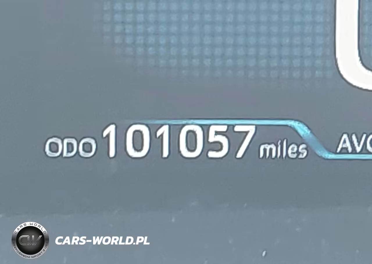 2016 Toyota Prius Two VIN:JTDKBRFUXG3501682 - 16