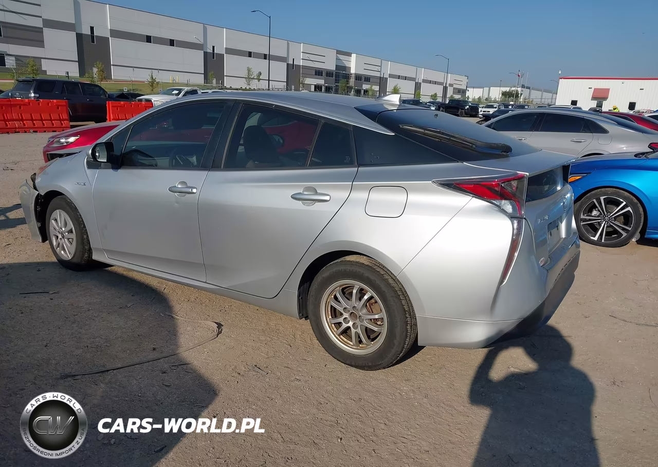 2016 Toyota Prius Two VIN:JTDKBRFUXG3501682 - 3