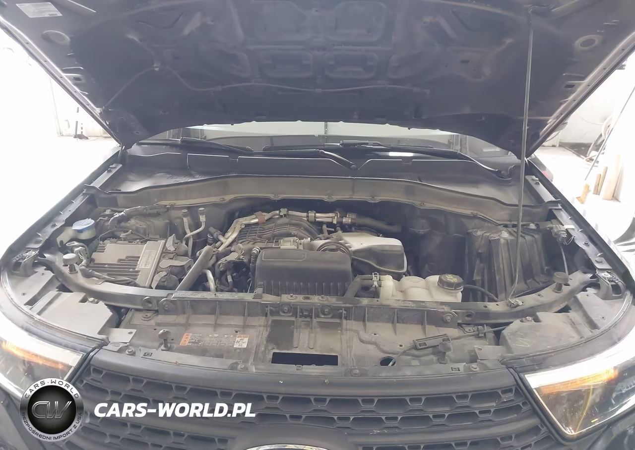 2022 Ford Explorer VIN:1FMSK8BB6NGB54562 - 10