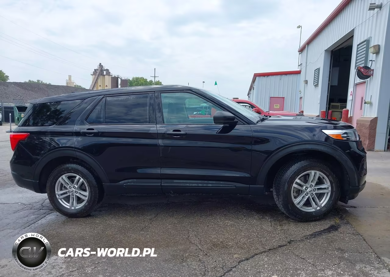 2022 Ford Explorer VIN:1FMSK8BB6NGB54562 - 18