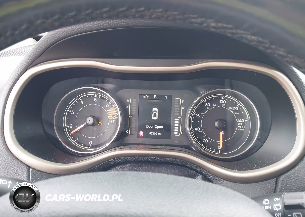 2016 Jeep Cherokee Sport VIN:1C4PJLAB6GW107011 - 7