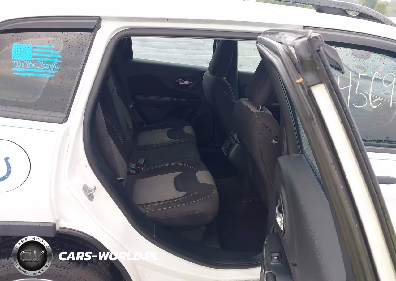 2016 Jeep Cherokee Sport VIN:1C4PJLAB6GW107011 - 8