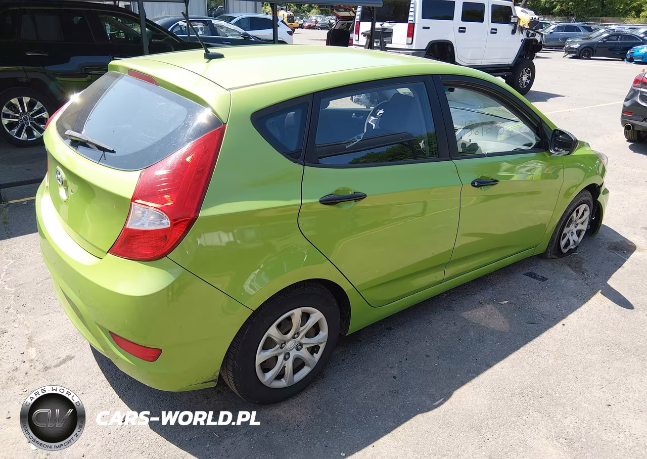 2012 Hyundai Accent Gs VIN:KMHCT5AE0CU052989 - 4