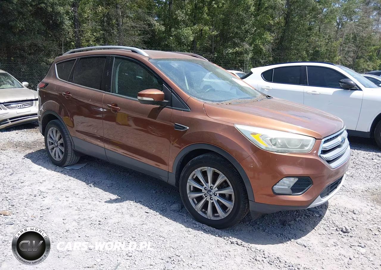 2017 Ford Escape Titanium – zdjęcie 1 z 16