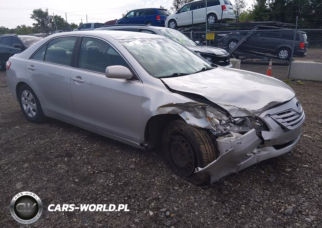 2009 Toyota Camry Le – zdjęcie 1 z 16