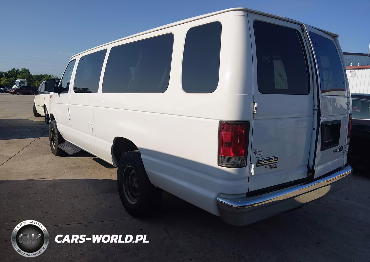 2013 Ford E-350 Super Duty Xl-Xlt VIN:1FBSS3BL7DDA56256 - 3