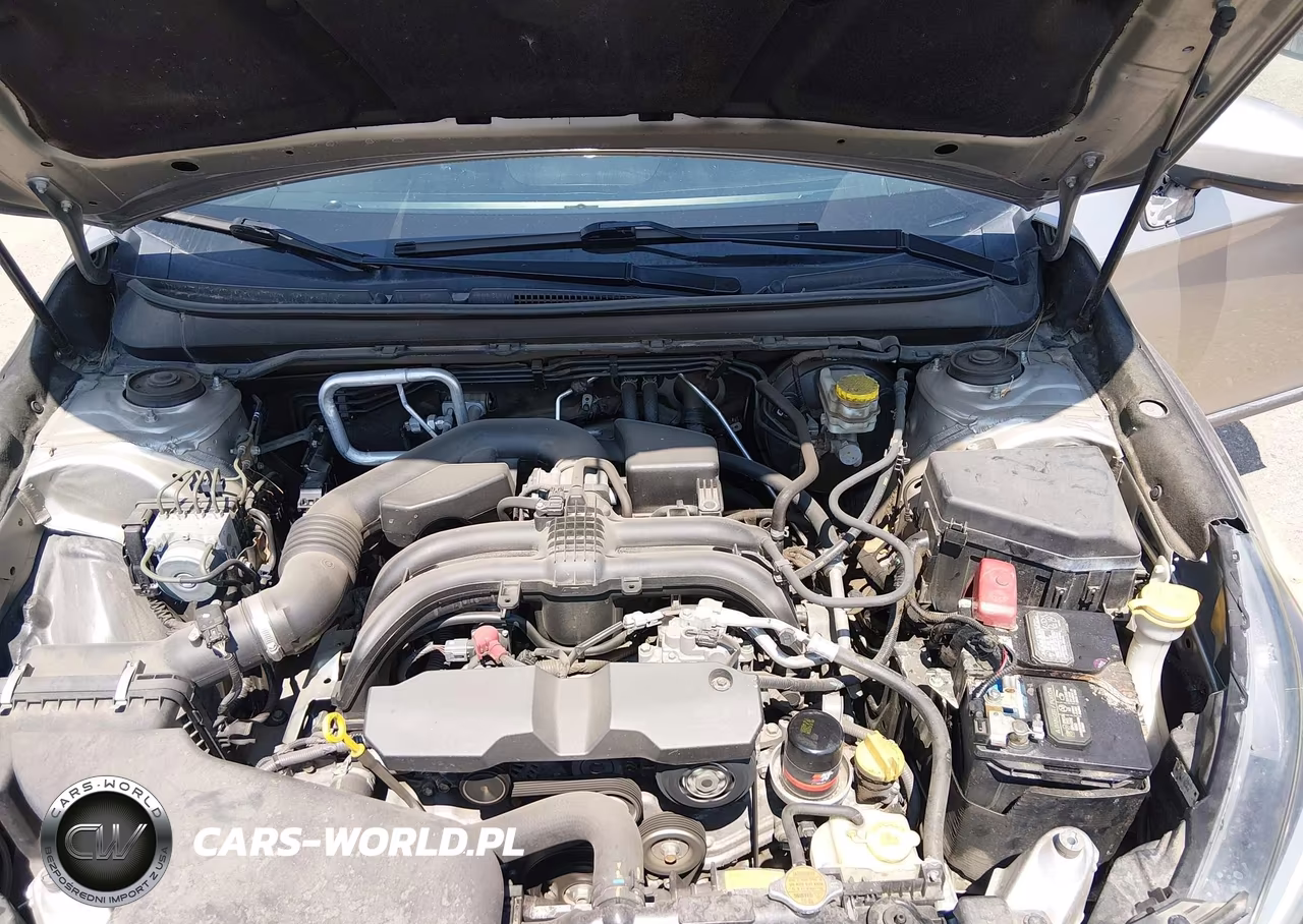 2018 Subaru Outback 2.5I Premium VIN:4S4BSACC0J3391015 - 10