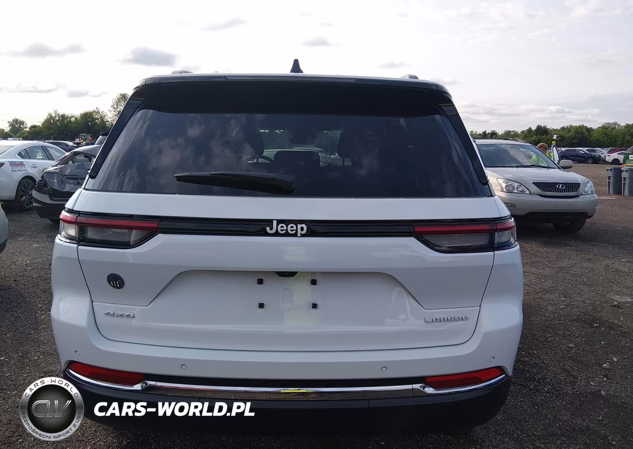 2025 Jeep Grand Cherokee Laredo X 4X4 VIN:1C4RJHAG8SC353411 - 16
