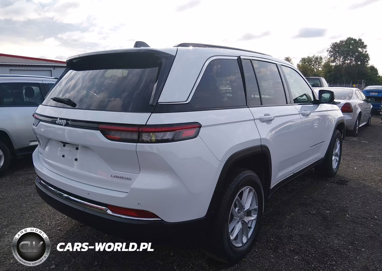 2025 Jeep Grand Cherokee Laredo X 4X4 VIN:1C4RJHAG8SC353411 - 4