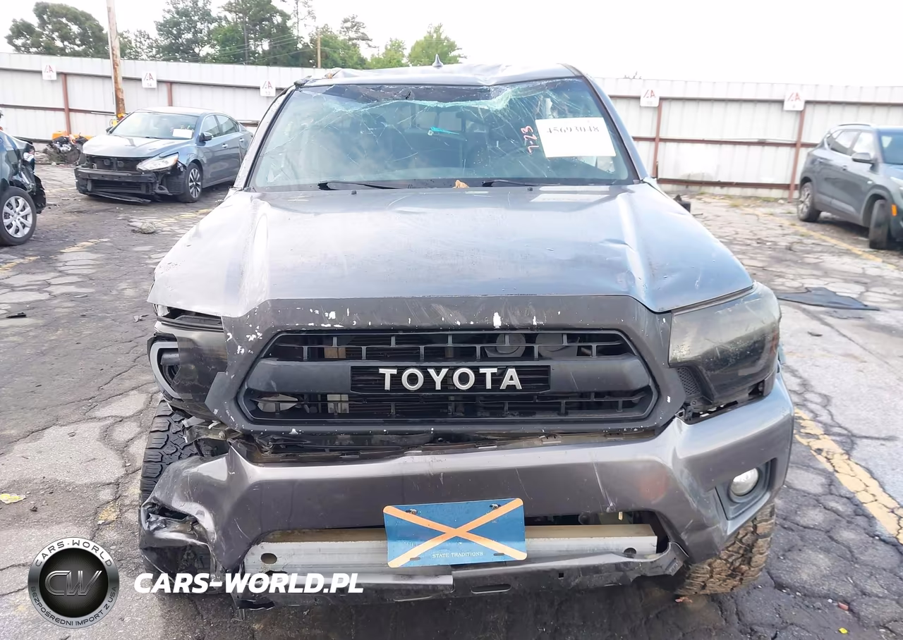 2015 Toyota Tacoma Base V6 VIN:5TFLU4EN5FX111236 - 12