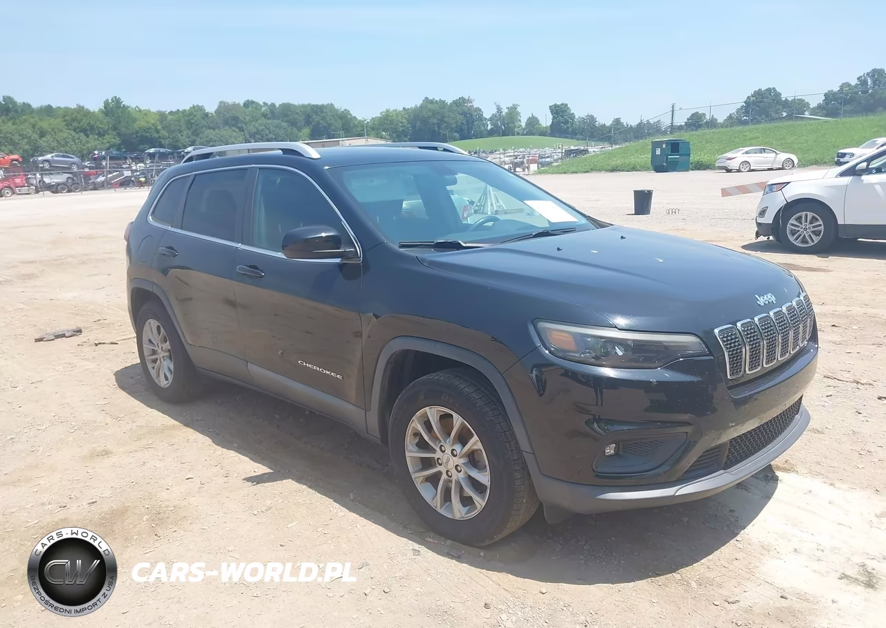 2019 Jeep Cherokee Latitude 4X4 – zdjęcie 1 z 16