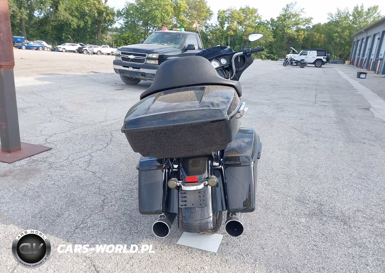 2017 Harley-Davidson Flhx Street Glide VIN:1HD1KBC1XHB629861 - 6