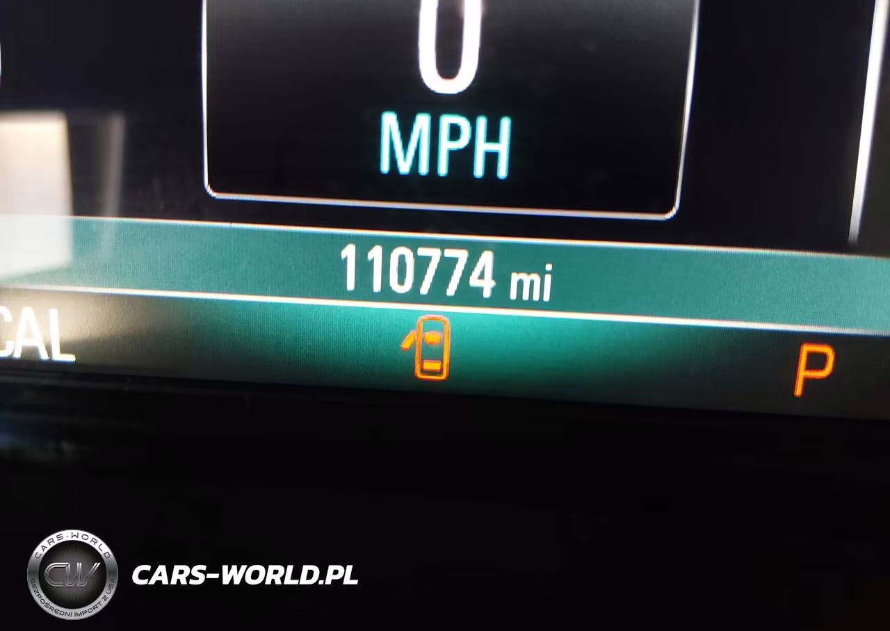 2018 Buick Enclave Essence VIN:5GAERBKW4JJ135441 - 16