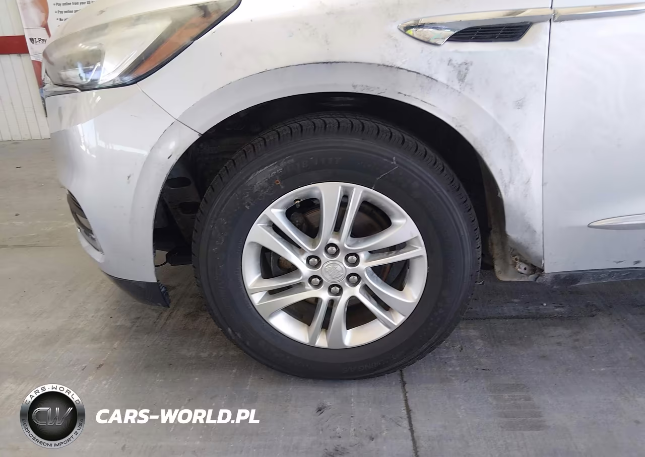 2018 Buick Enclave Essence VIN:5GAERBKW4JJ135441 - 6