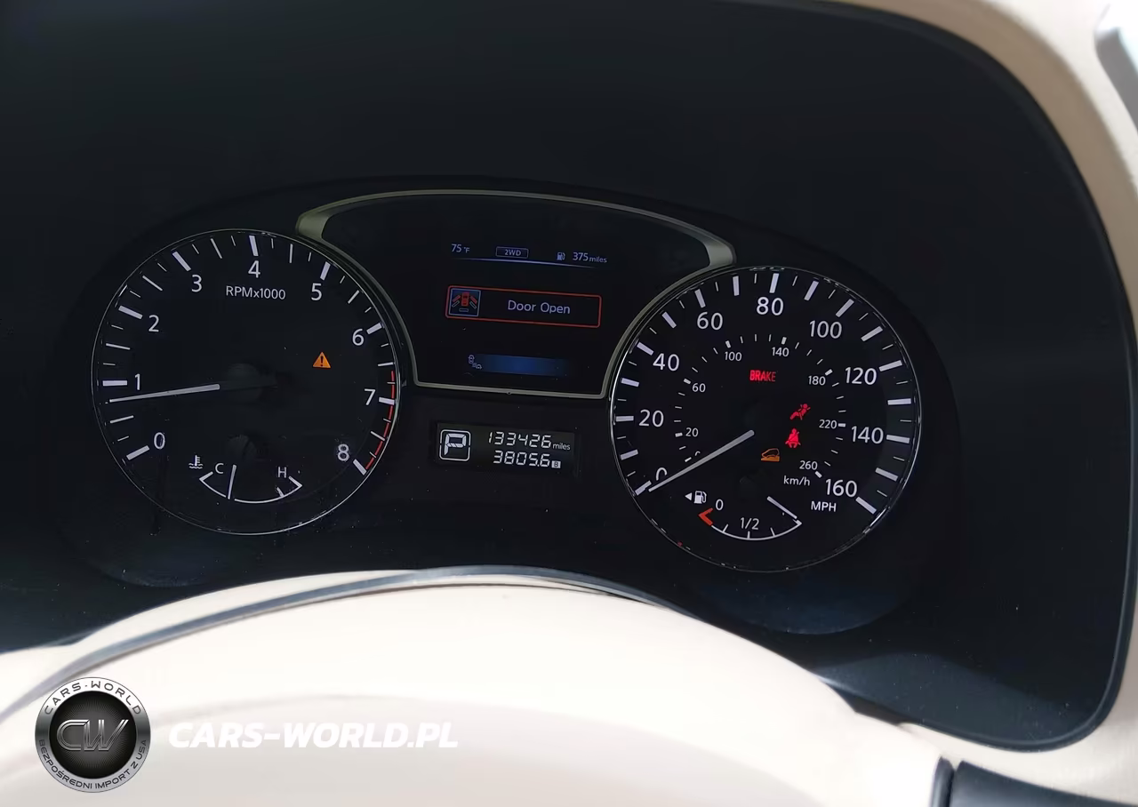 2015 Nissan Pathfinder Sl VIN:5N1AR2MM9FC624935 - 7