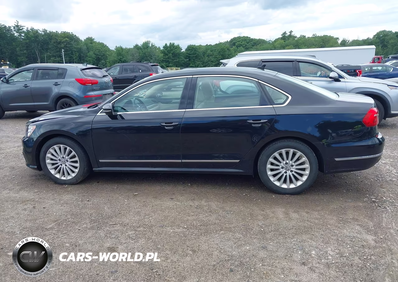 2016 Volkswagen Passat 1.8T Se VIN:1VWBT7A33GC014417 - 14