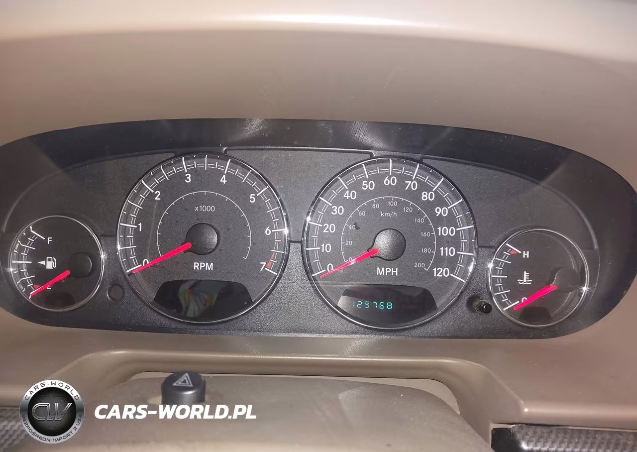 2004 Chrysler Sebring Lxi VIN:1C3EL55R54N373811 - 7