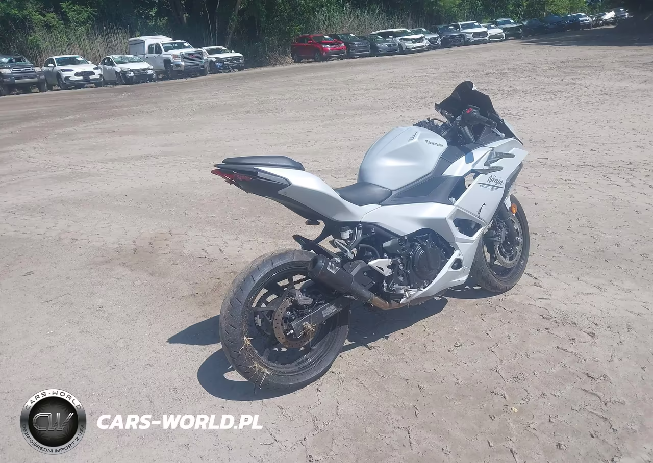 2025 Kawasaki Ex500 VIN:ML5EXGG17SDA70130 - 4