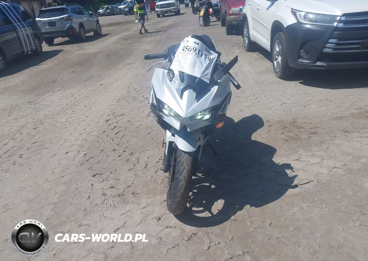 2025 Kawasaki Ex500 VIN:ML5EXGG17SDA70130 - 5