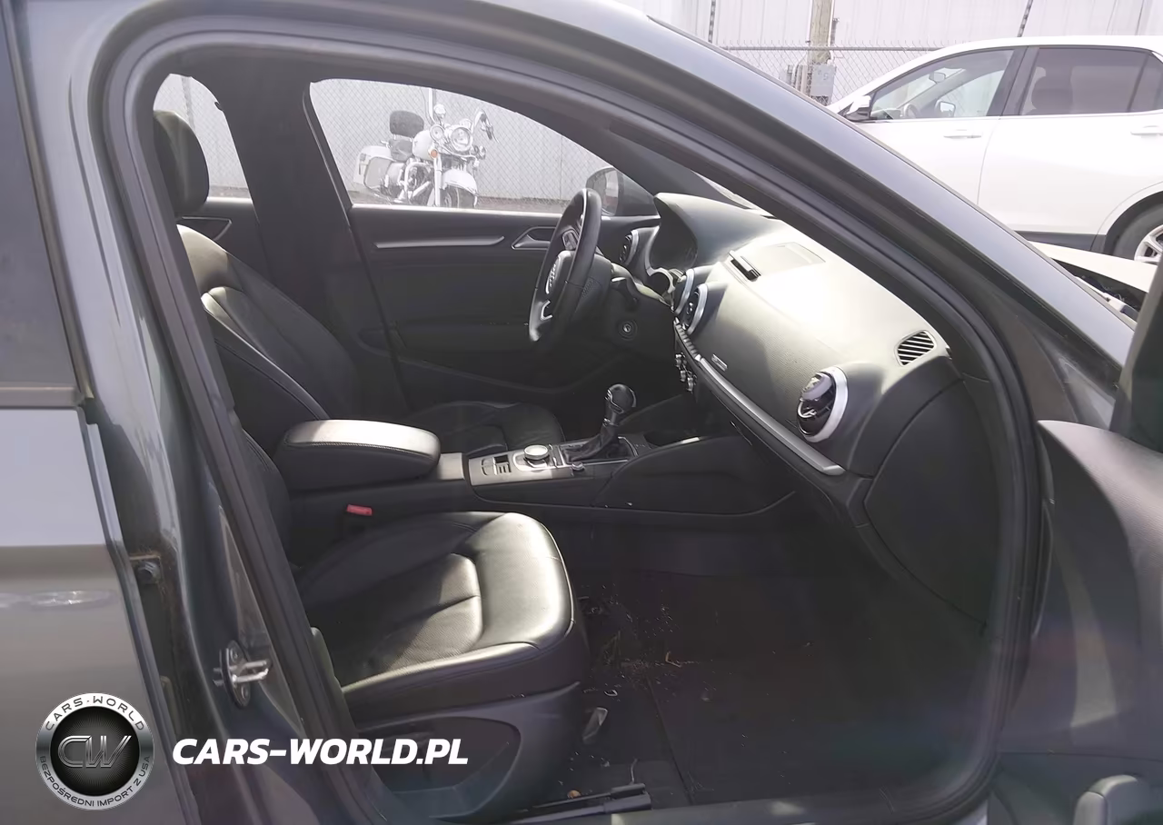 2017 Audi A3 2.0T Premium VIN:WAUAUGFF3H1023403 - 5