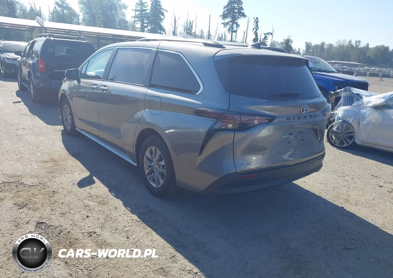 2026 Toyota Sienna Xle VIN:5TDYRKEC7TS292139 - 3