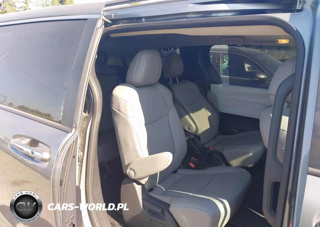 2026 Toyota Sienna Xle VIN:5TDYRKEC7TS292139 - 8