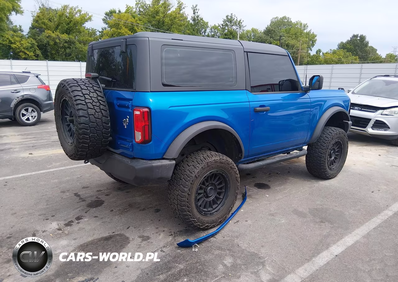2023 Ford Bronco VIN:1FMDE5AH1PLB25548 - 4