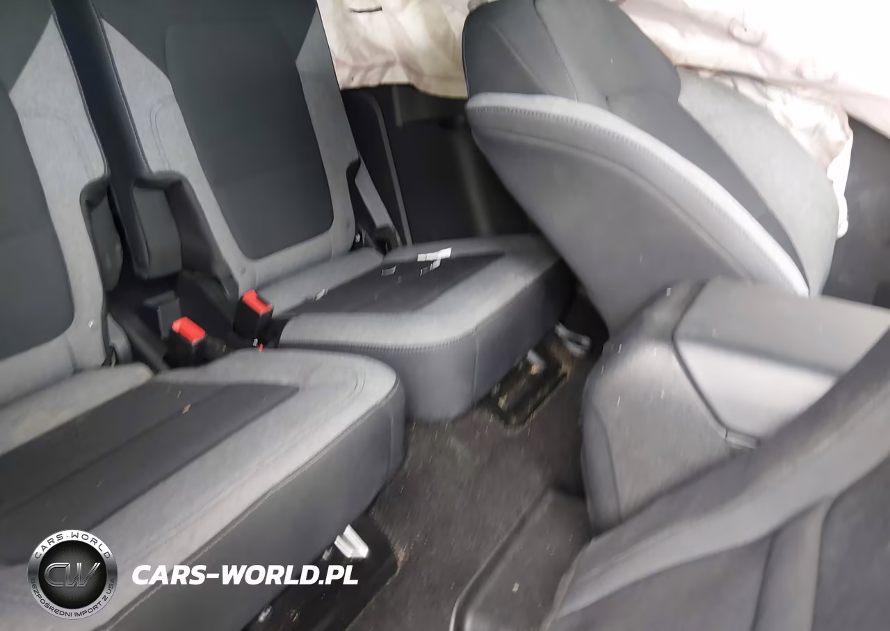 2023 Ford Bronco VIN:1FMDE5AH1PLB25548 - 8