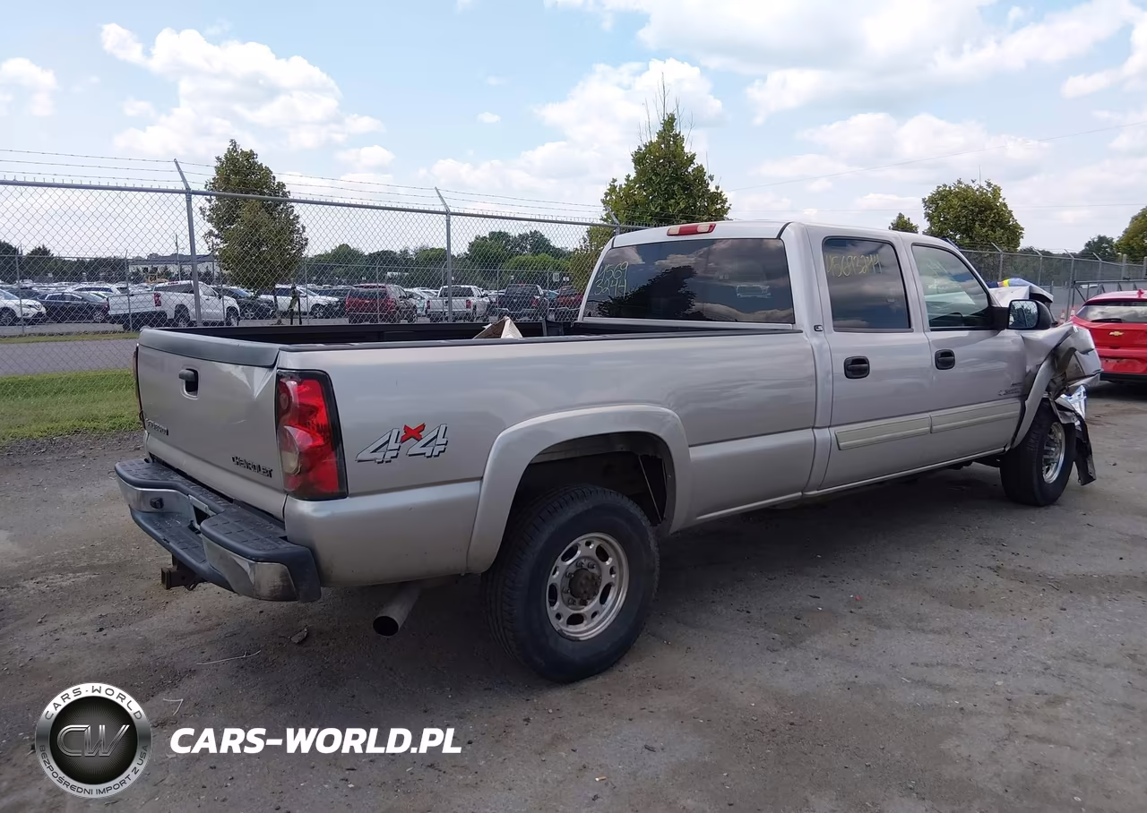 2005 Chevrolet Silverado 2500Hd Ls VIN:1GCHK23285F875174 - 4