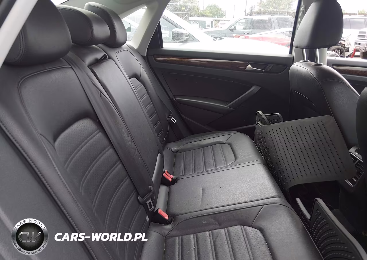 2013 Volkswagen Passat 2.5L Sel VIN:1VWCP7A39DC091555 - 8